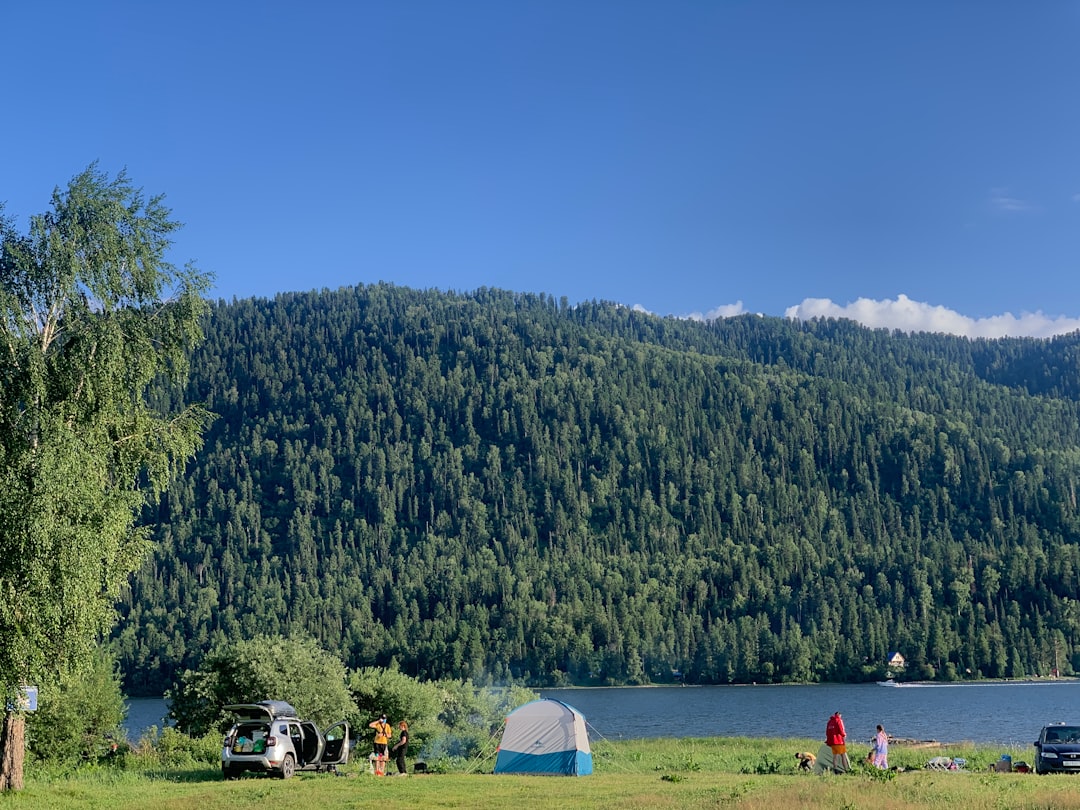 Balkanlarda kamp manzarası