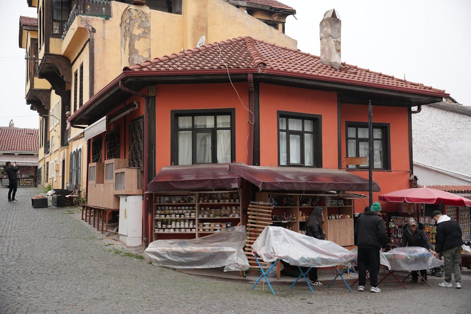 Odunpazarı bölgesinde tarihi evler ve yürüyüş yolları