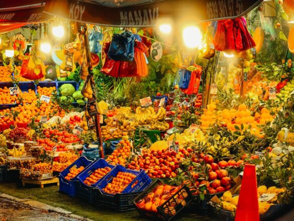 İstanbul'dan Yerel Pazar Rotaları: Bütçe Lezzetleri