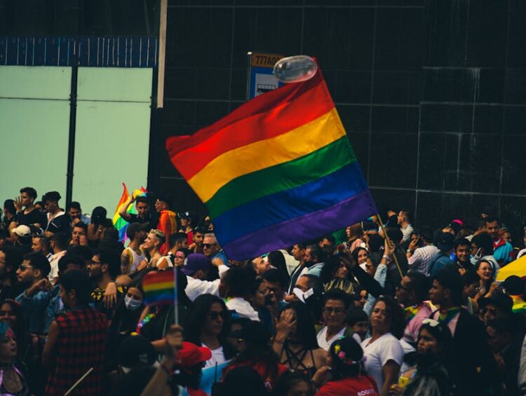 İstanbul LGBT Rotaları: Avrupa Mikro Rotaları için Bütçe Dostu Yolculuk Rehberi
