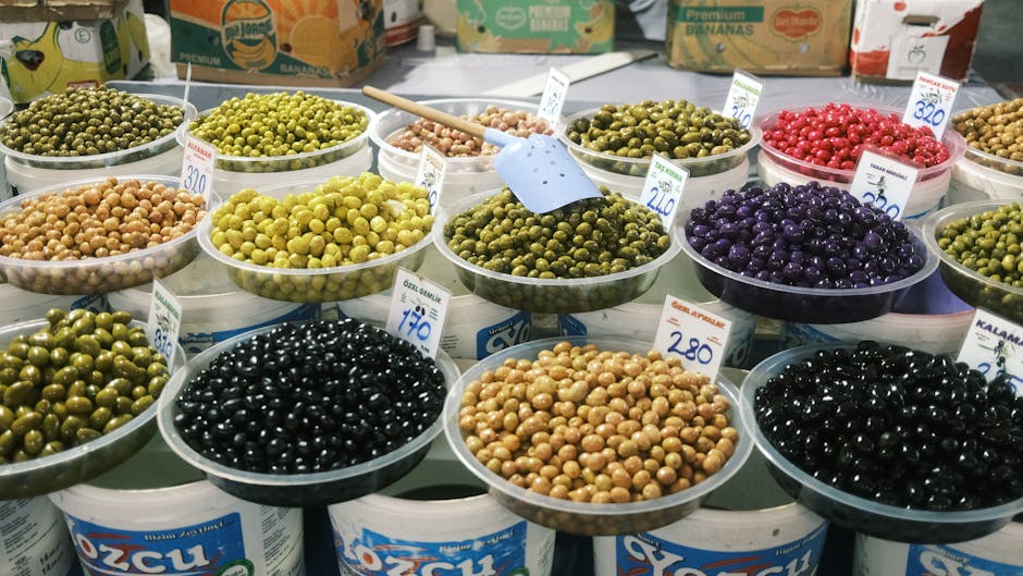İstanbul'dan Avrupa'ya geçişte vegan sokak pazarı görüntüsü