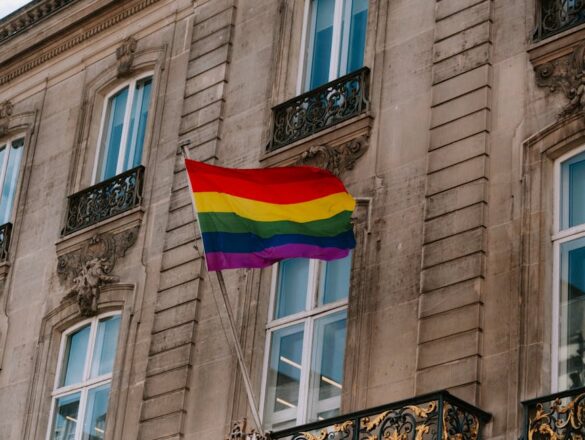 LGBT Dostu Gezi Rotaları: İstanbul'dan Avrupa Yolculuklar