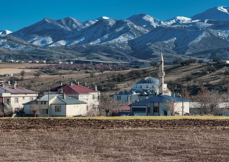Doğu Anadolu Yavaş Tur Rotası: Doğal Güzellikler ve Kültürel Duraklar