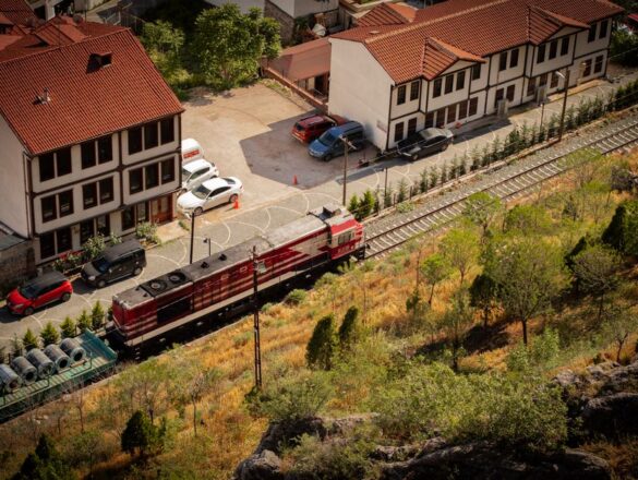 Gezi Rotaları İstanbul: Mikro Rotalar Trenle Doğa Kaçamakları