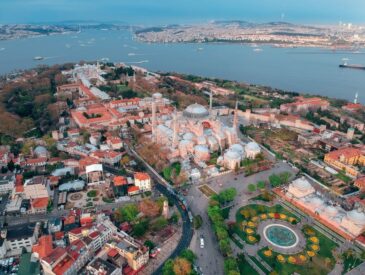 İstanbul Gezi Rotaları: Bütçe Kamp ve Konaklama ile Balkanlar ve Avrupa