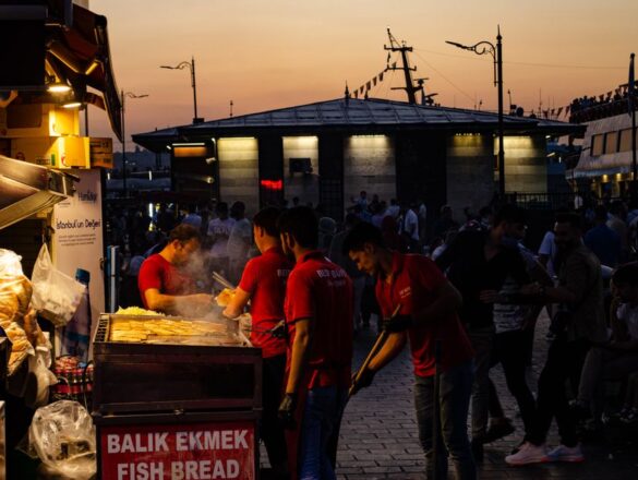 İstanbul Dubai Rotası: Bütçe Kültür ve Sokak Lezzetleri
