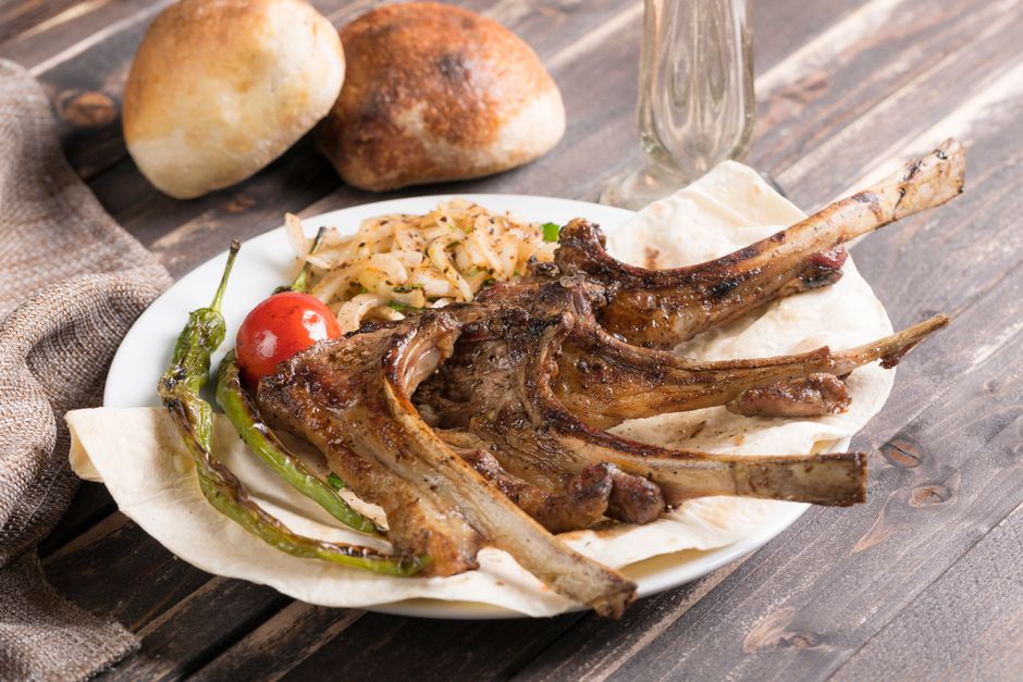 Yöresel köy yemekleri ve samimi restoranlar